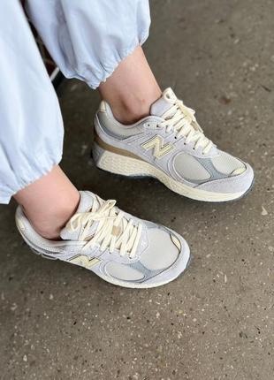 Кроссовки new balance 2002r beige5 фото