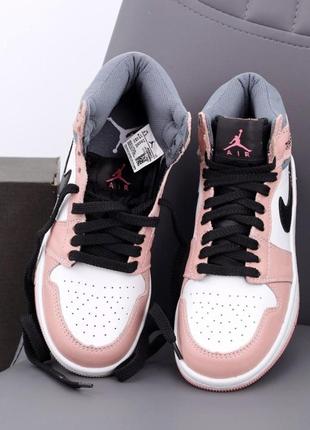 Жіночі шкіряні кросівки nike air jordan 1 retro mid pink quartz (кеди у рожевому кольорі)37-402 фото