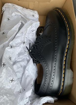 Туфлі оксфорди брогі dr. martens 3989 smooth leather brogue shoes