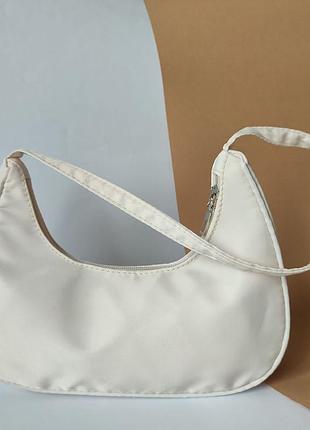 Молочна сумочка з короткою ручкою