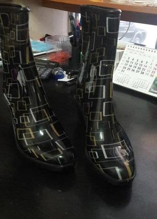Новые элегантные силиконовые ботиночки1 фото