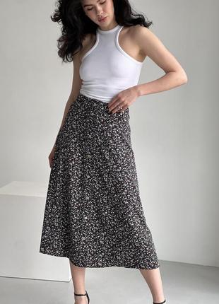Классная летняя юбка черного цвета в цветочный принт, больших размеров от 44 до 541 фото