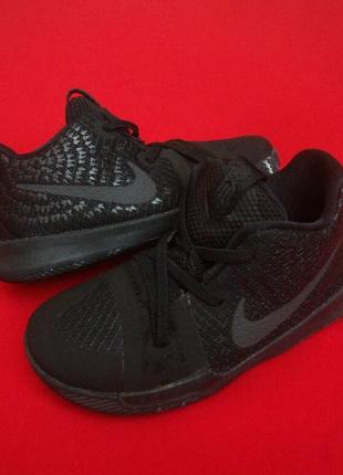 Кросівки nike kyrie 3 sneaker оригінал 25-26