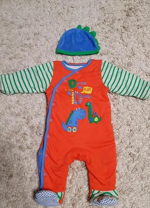 Теплый человечек mothercare, по бирке - размер 3-6 месяцев 8кг