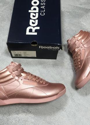 Женские розовые кроссовки \полуботинки reebok free style high. хайтопы.5 фото