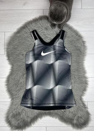 Спортивная майка nike размер s