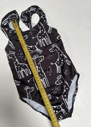 Черный слитный купальник с рюшами для девочки 3-4р купальник с жирафами5 фото