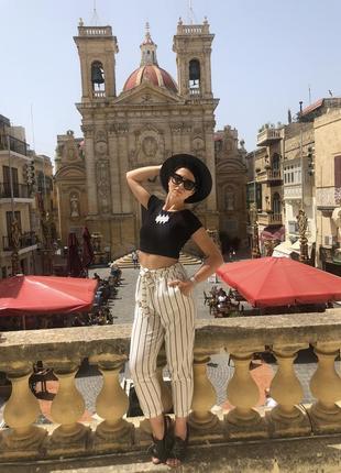 Штаны белые в полоску