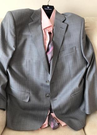 Шикарный дорогой костюм воронин