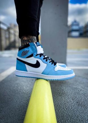 Кросівки nike air jordan 1 retro university blue1 фото