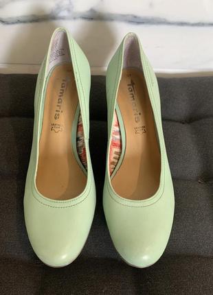 Туфлі tamaris світло-зеленого кольору3 фото