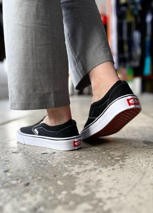 Унісекс сліпони vans classic slip-on чорні сезон весна-осінь4 фото