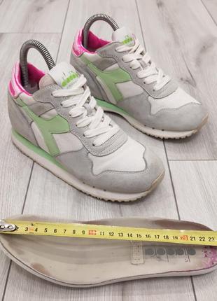 Женские кроссовки diadora heritage c внутренней танкеткой (23,5 см)7 фото