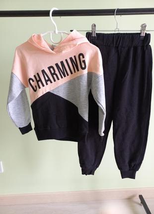 Костюм для дівчинки