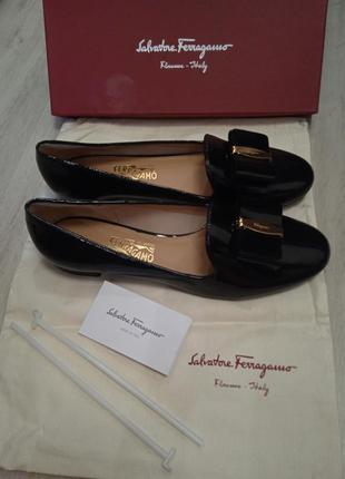 Новые итальянские туфли "salvatore ferragamo"