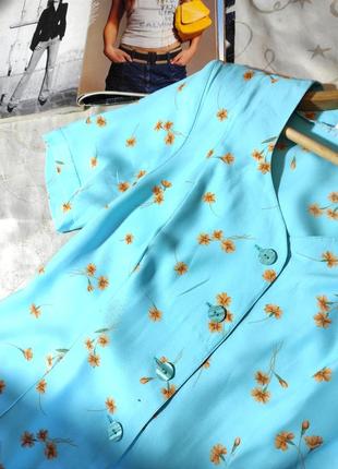 Платье халат в цветочный принт в винтажном стиле4 фото