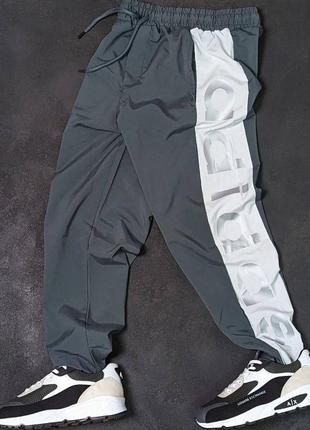 Крутые спортивные штаны adidas4 фото