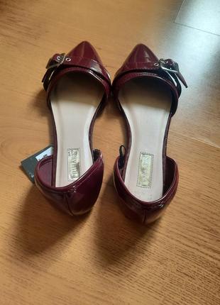 Очень красивые туфли новые балетки босоножкие лаковые цвета бургунди 36.5 primark7 фото