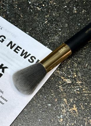 Кисть для пудры, бронзера и румян powder brush – billion dollar beauty
