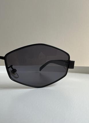 Новые черные женские солнцезащитные очки4 фото