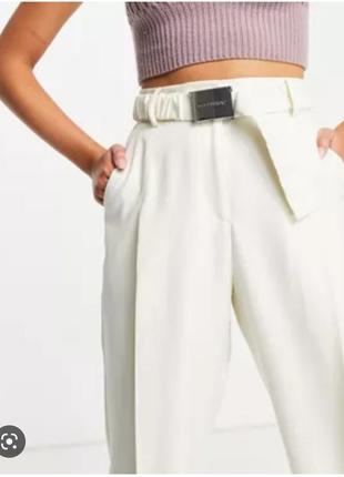 Молочні брюки штани зі складками2 фото