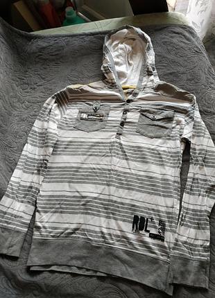 Отличный свитшот р. 12-13/158 rebel