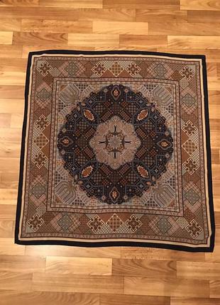 Платок в стиле liberty