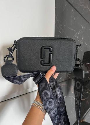 Трендова сумка відомого бренду