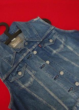 Жилет levi strauss оригинал размер l