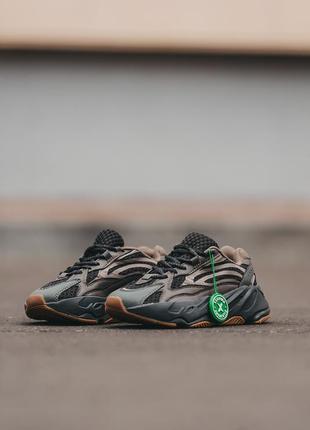 Adidas yeezy boost 700v21 фото