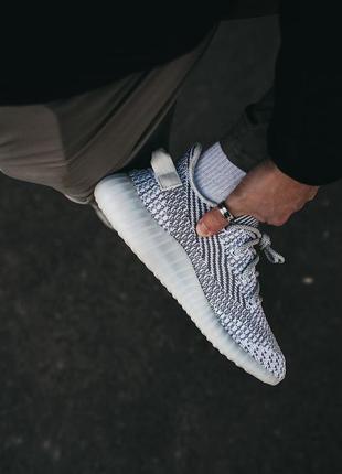 Adidas yeezy boost 350 v22 фото