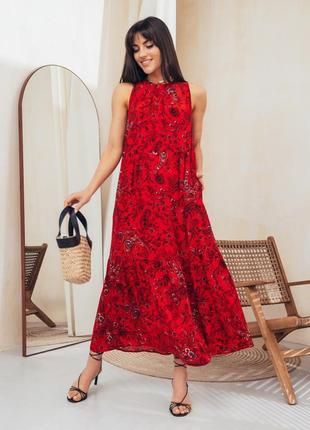 Яркое красное платье-макси из хлопка с принтом3 фото
