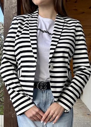 Жакет піджак у чорно-білу смужку  marks&spencer7 фото