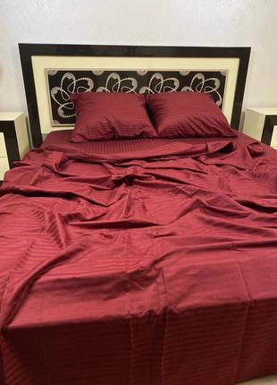 Страйп-сатин, комплект постельного белья в бордовом цвете1 фото