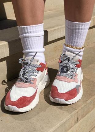 Жіночі кросівки adidas білі/червоний сезон весна-осінь10 фото