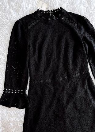 Черное стильное кружевное платье oasis4 фото