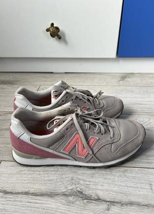 Кросівки new balance