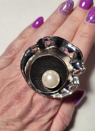 Брошь "ракушка" 2