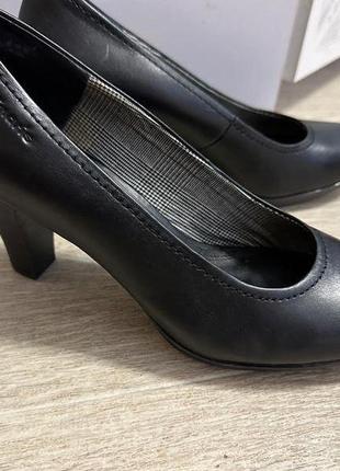 Сапоги туфли черные лодочки натуральная кожа tamaris2 фото