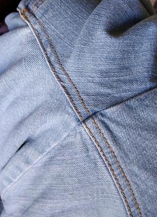 Голубые женские джинсы прямого кроя от john8 фото