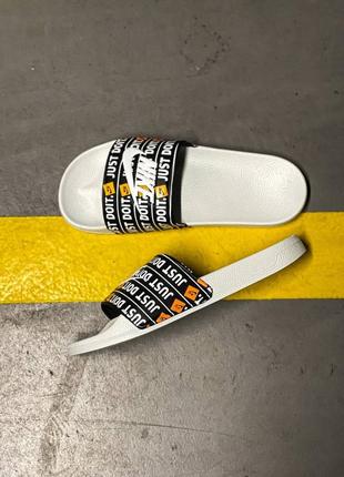 Шльопанці Nike Air Max 720 Slip