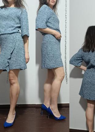 Платье мини в горошек  &other stories ,34/xs/s с воланом2 фото