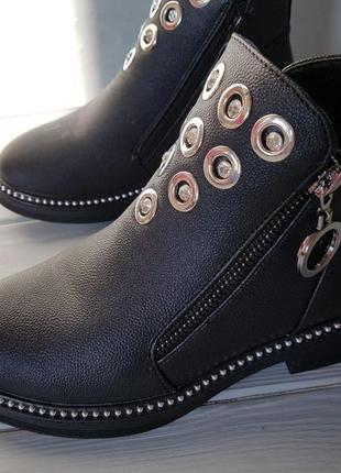 Утепленные деми ботинки для девочки на флисе с супинатором9 фото