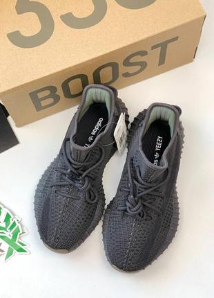 Кросівки yeezy boost1 фото