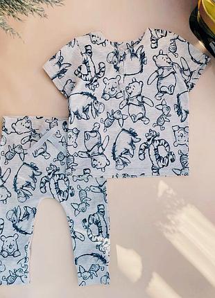 Костюм для немовлят з героями дісней на 0-3 місяців від disney baby