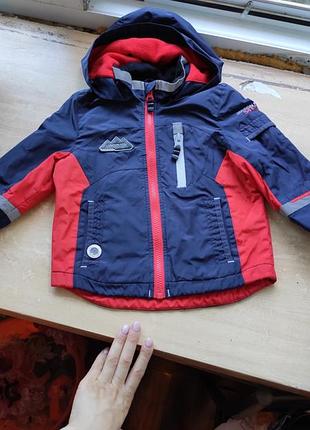 Осіння куртка