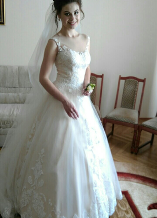 Весільна сукня7 фото