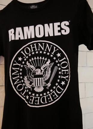 Класична чорна футболка ramones1 фото