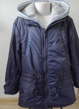 Фірмова демисизонная парку з капюшоном сезон весна-осінь