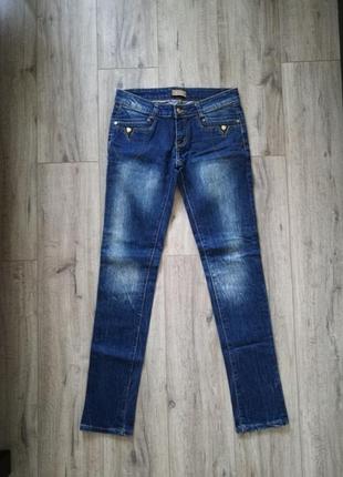 Зауженные джинсы sv jeans